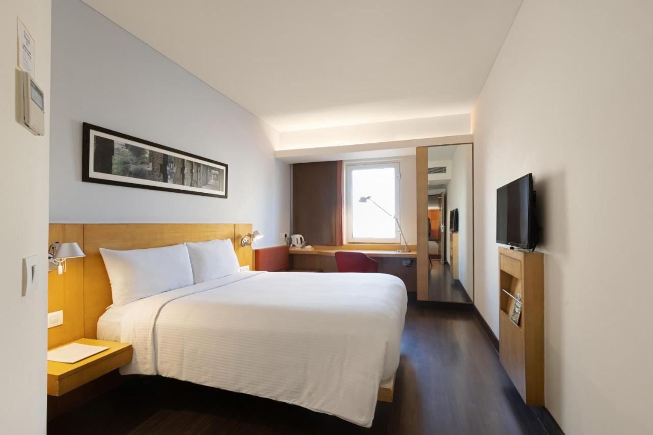 Ibis Gurgaon Golf Course Road - An Accor Brand Hotel Екстериор снимка