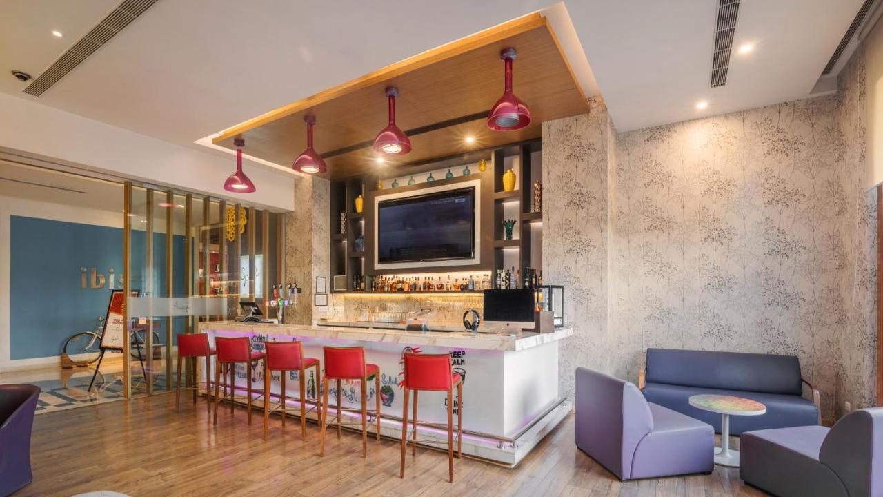 Ibis Gurgaon Golf Course Road - An Accor Brand Hotel Екстериор снимка