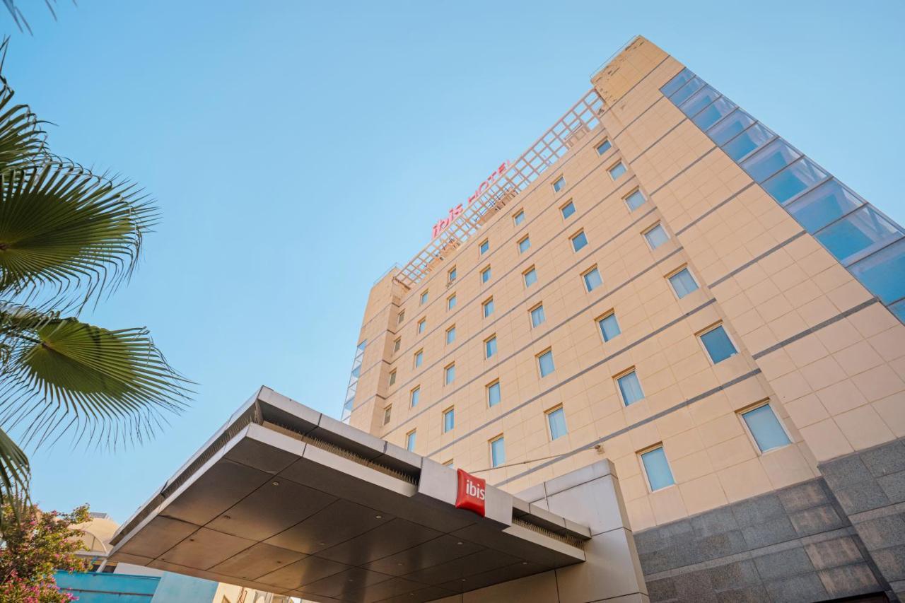 Ibis Gurgaon Golf Course Road - An Accor Brand Hotel Екстериор снимка